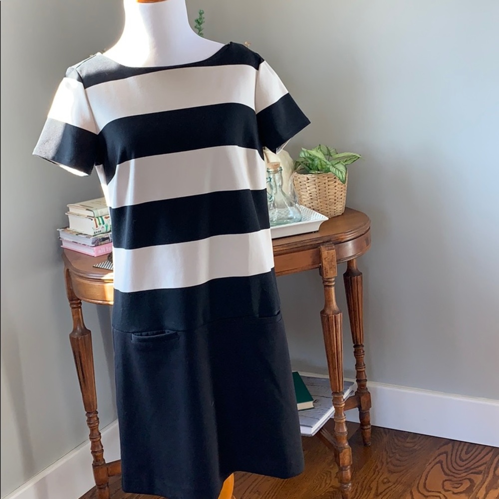 Sz 4 Loft black and white dress